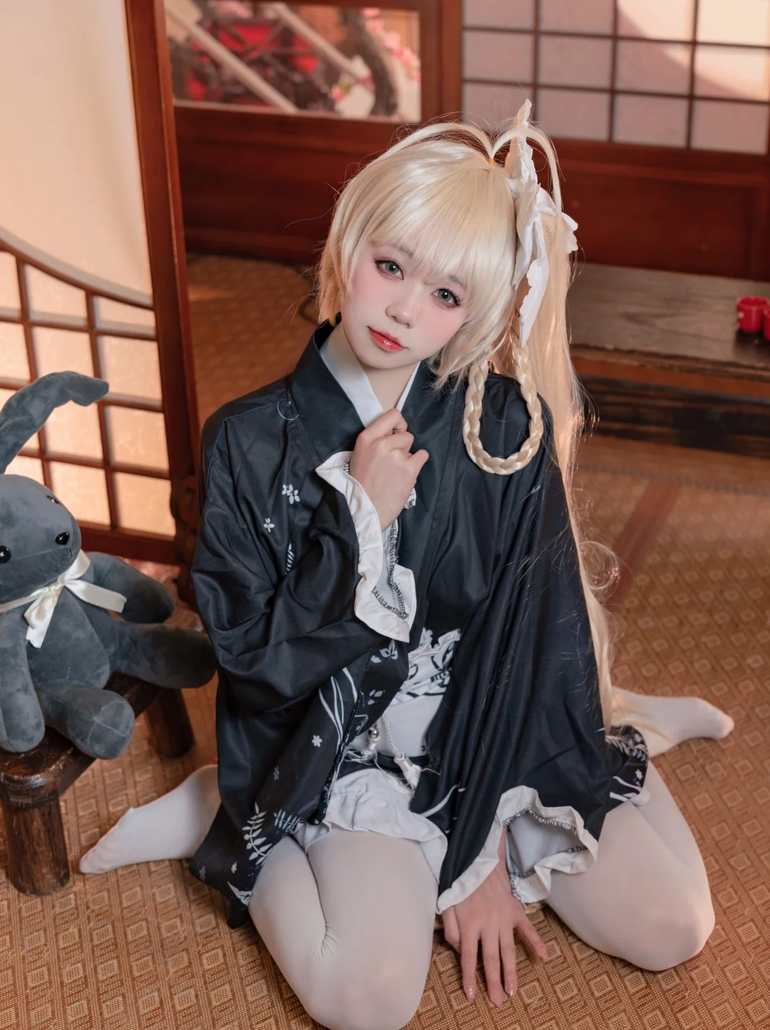Yiko湿润兔写真图片(2)